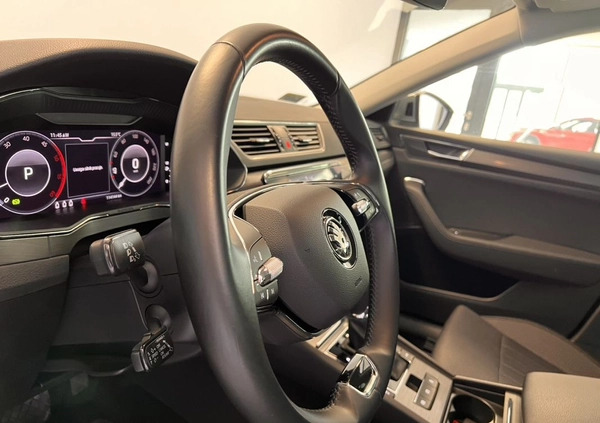 Skoda Superb cena 114500 przebieg: 114135, rok produkcji 2020 z Piła małe 172